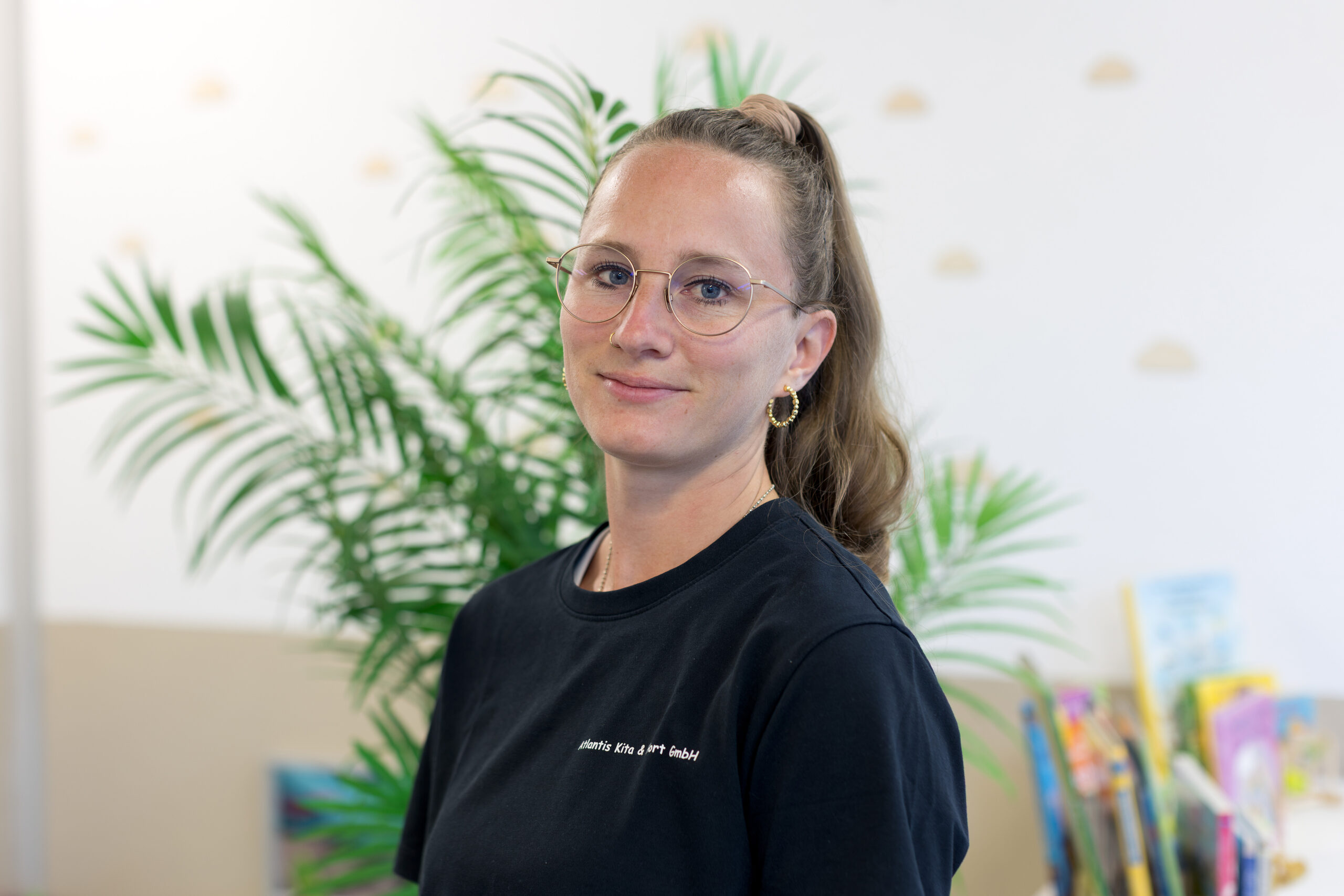 mitarbeiterfoto-atlantis-4518-Desirée Roth